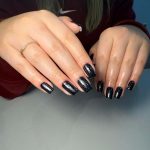 Nails (1)